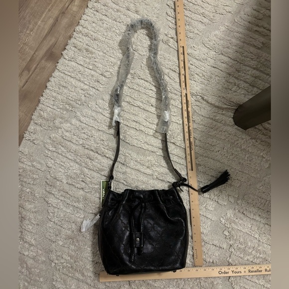 NWT orYANY Quilted Bucket Crossbody Bag - Picture 5 of 8